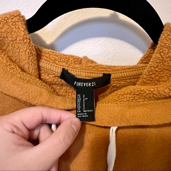 Forever 21 Crop Fleece Hoodie - Picture 2 of 5